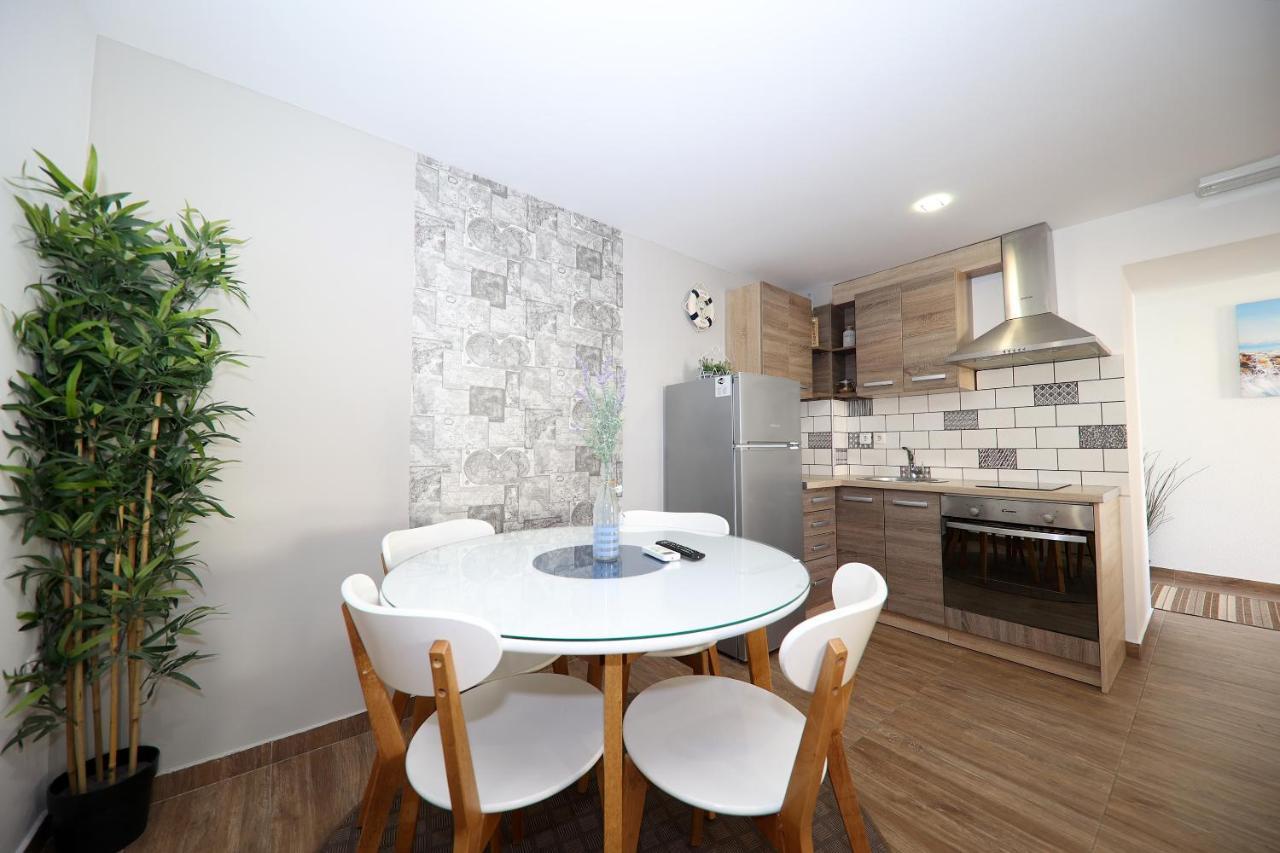 Dvor Betina Apartment Betina (Sibenik-Knin)